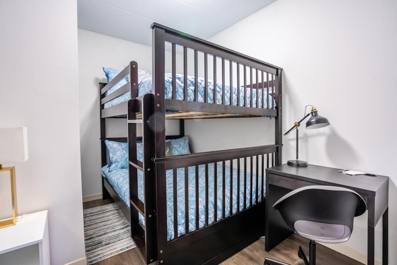 Globalstay Downtown Hamilton Apartments Esterno foto